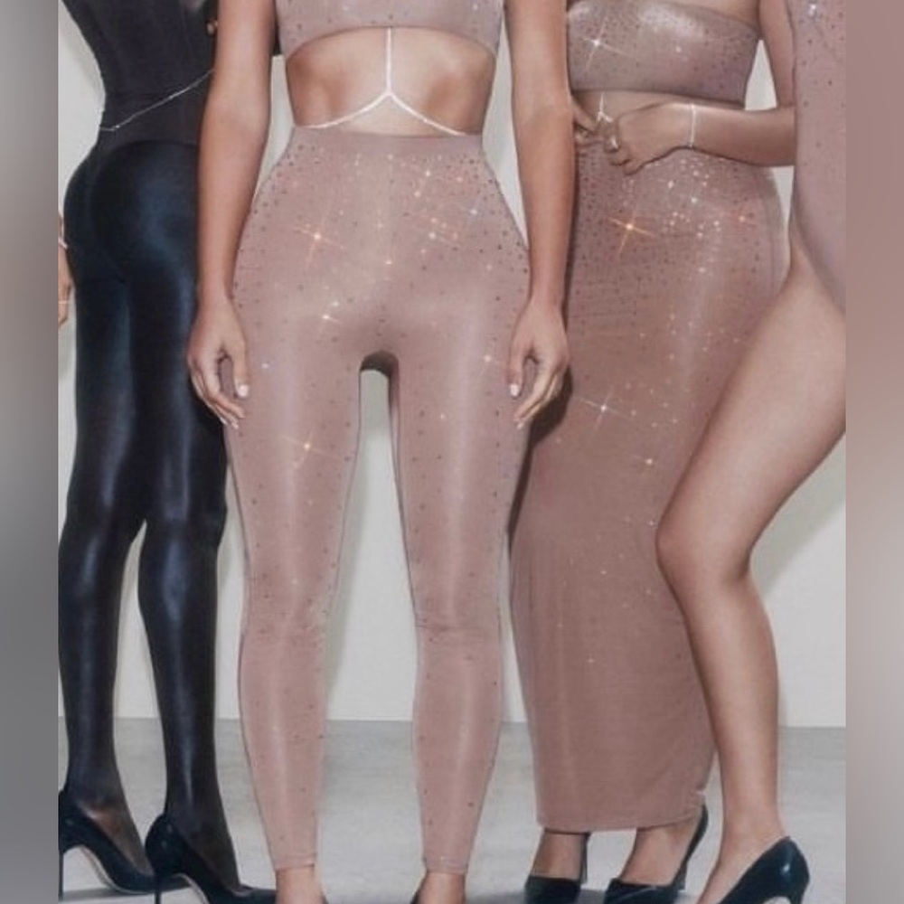 SKIMS Sparkling Nude Leggings
